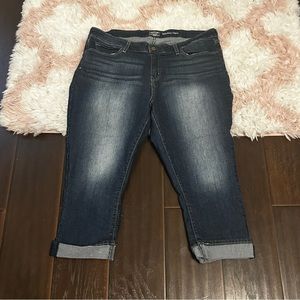 Signature By Levi Strauss Mid Rise Capri Jeans Women's Plus Size 20